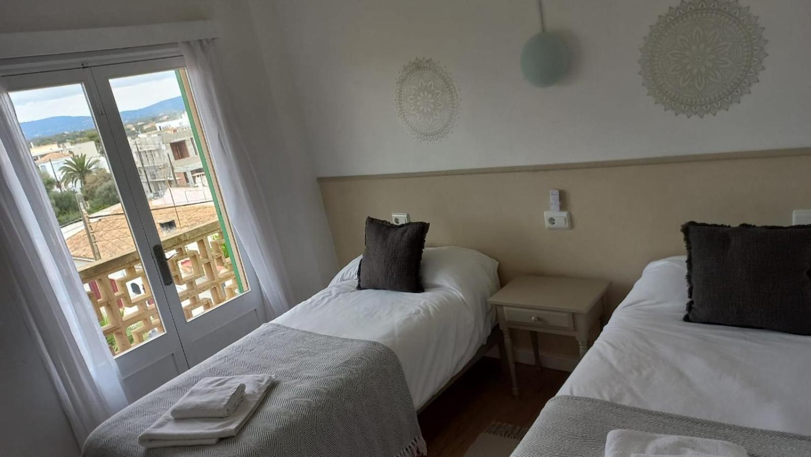 Apartamentos Can Salas Cala Figuera  Buitenkant foto